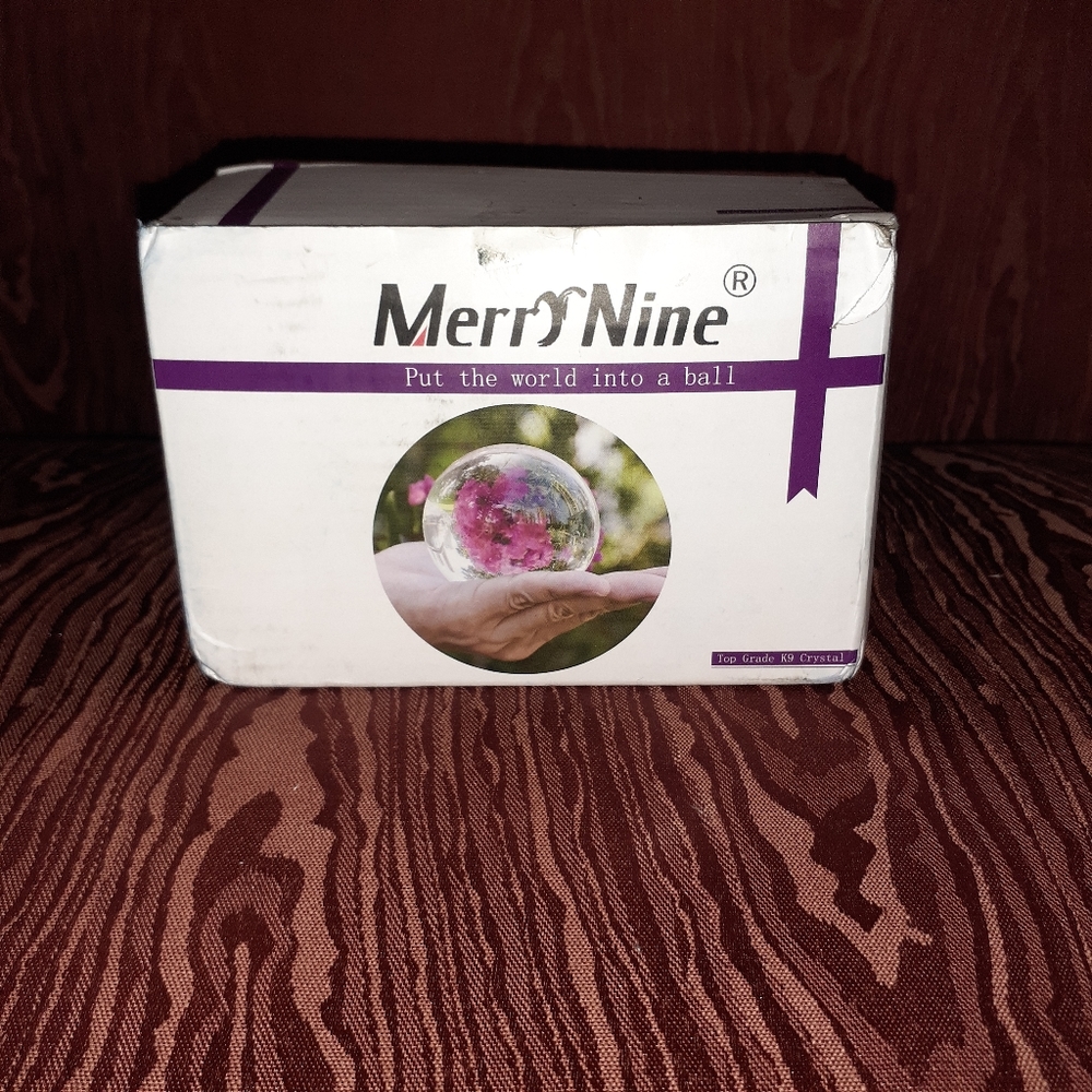 MERRYNINE PHOTOGRAPHY CRYSTAL BALL TOP GRADE K9 CRYSTAL NEW IN BOX (no stand)